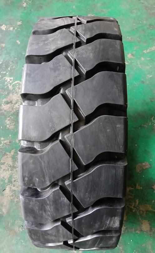 banh-dac-xe-nang-250-15-ascendo-s2000