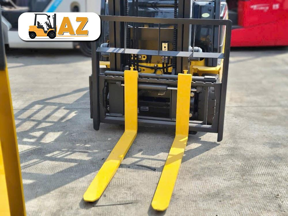 Xe nâng điện ngồi lái 1.8 tấn Komatsu FB18-12, 4m