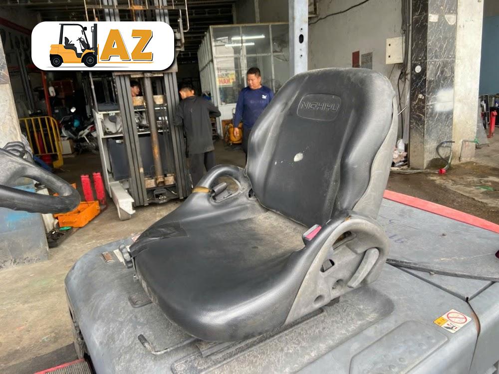 Xe nâng điện ngồi lái 2.5 tấn Nichiyu FB25PN-70, 4m