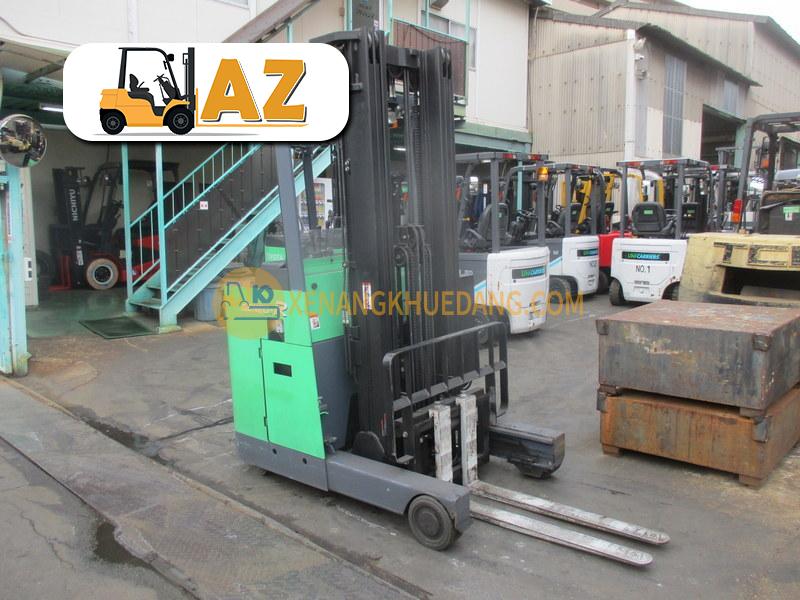 Xe nâng điện đứng lái Toyota 7FBR15 1.5 tấn - Cận cảnh bánh