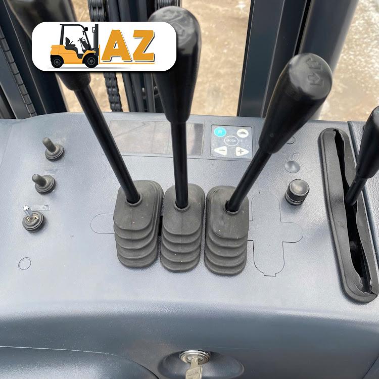 Xe nâng điện đứng lái 900kg Nichiyu FBRM9-75-330 PFL, ty giữa, nâng cao 3m3