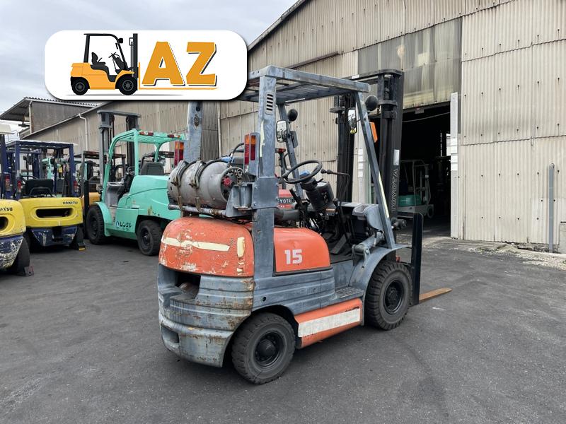 Xe nâng xăng gas 1.5 tấn Toyota 6FG15 - Cabin