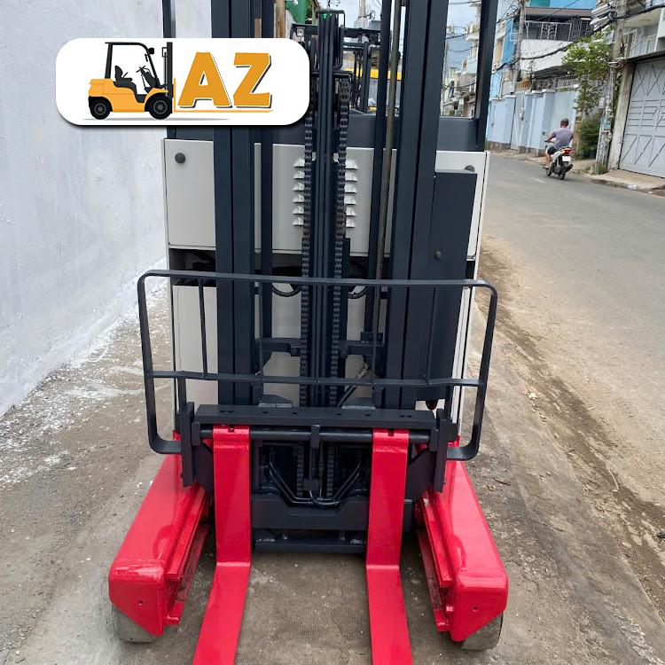 Xe nâng điện đứng lái 900kg Nichiyu FBRM9-75-330 PFL, ty giữa, nâng cao 3m3