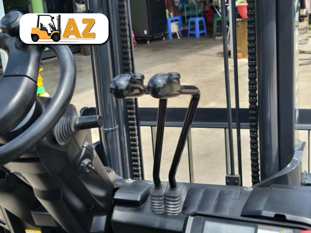 Xe nâng điện ngồi lái 2.5 tấn Nichiyu FB25PN-80, 3m, 2020